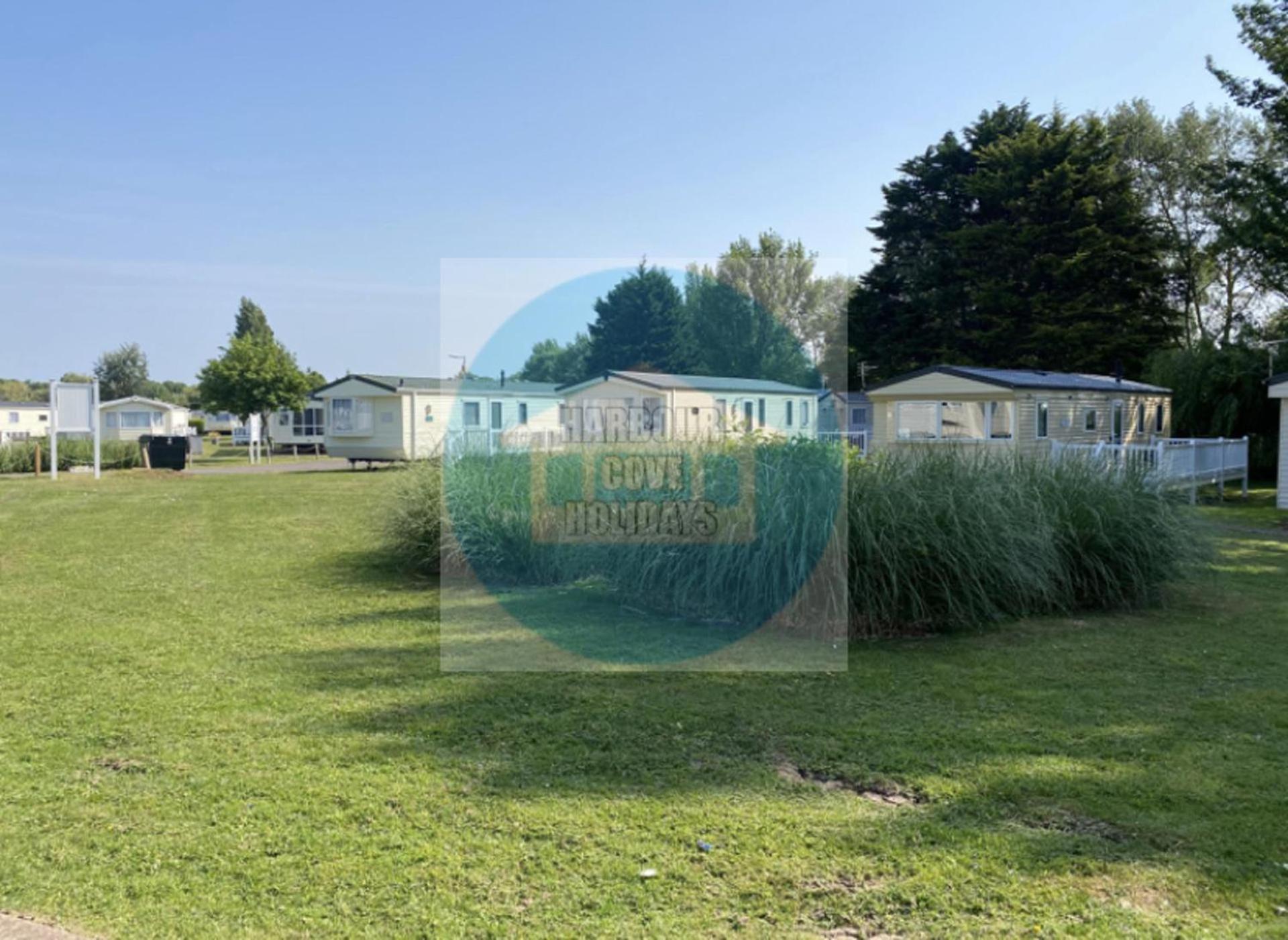 Affordable Caravan Holidays Butlins Minehead Exteriör bild